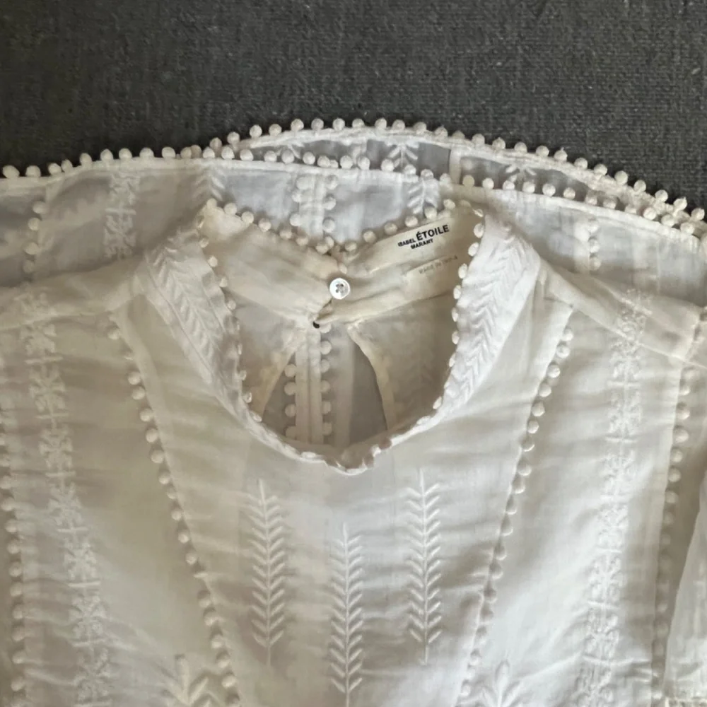 Isabel Marant 100% Cotton embroidered blouse. - Picture 3 of 5